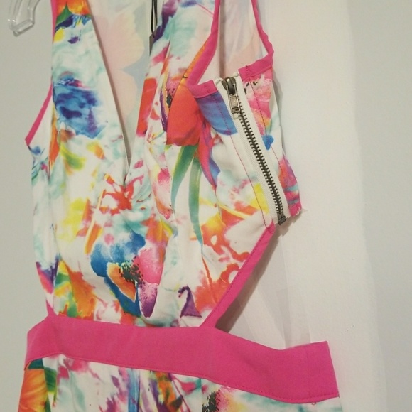 Multicolor side/back cut out dress - Picture 4 of 4
